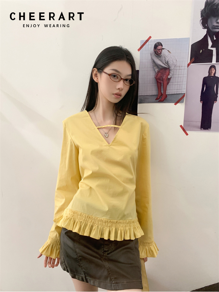 Street Fashion Fall 2025 - CHEERART Fall 2025 Fashion Woman Yellow