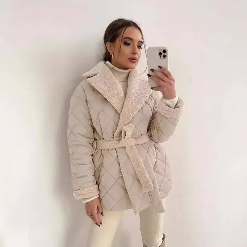 Elegant Quilted With Faux Fur  - огляд і ціна Street Fashion Fall 2025