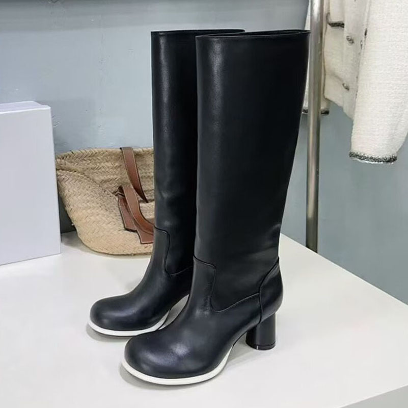 Genuine Leather Stretch Boots  - огляд і ціна Street Fashion Rome 2025