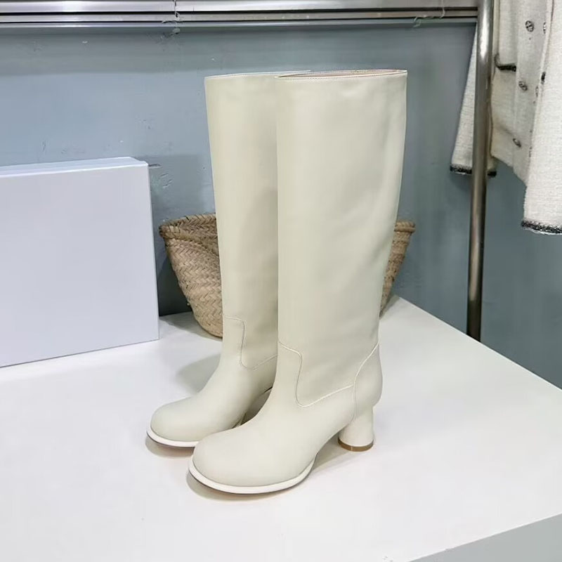 Genuine Leather Stretch Boots  - огляд і ціна Street Fashion Rome 2025