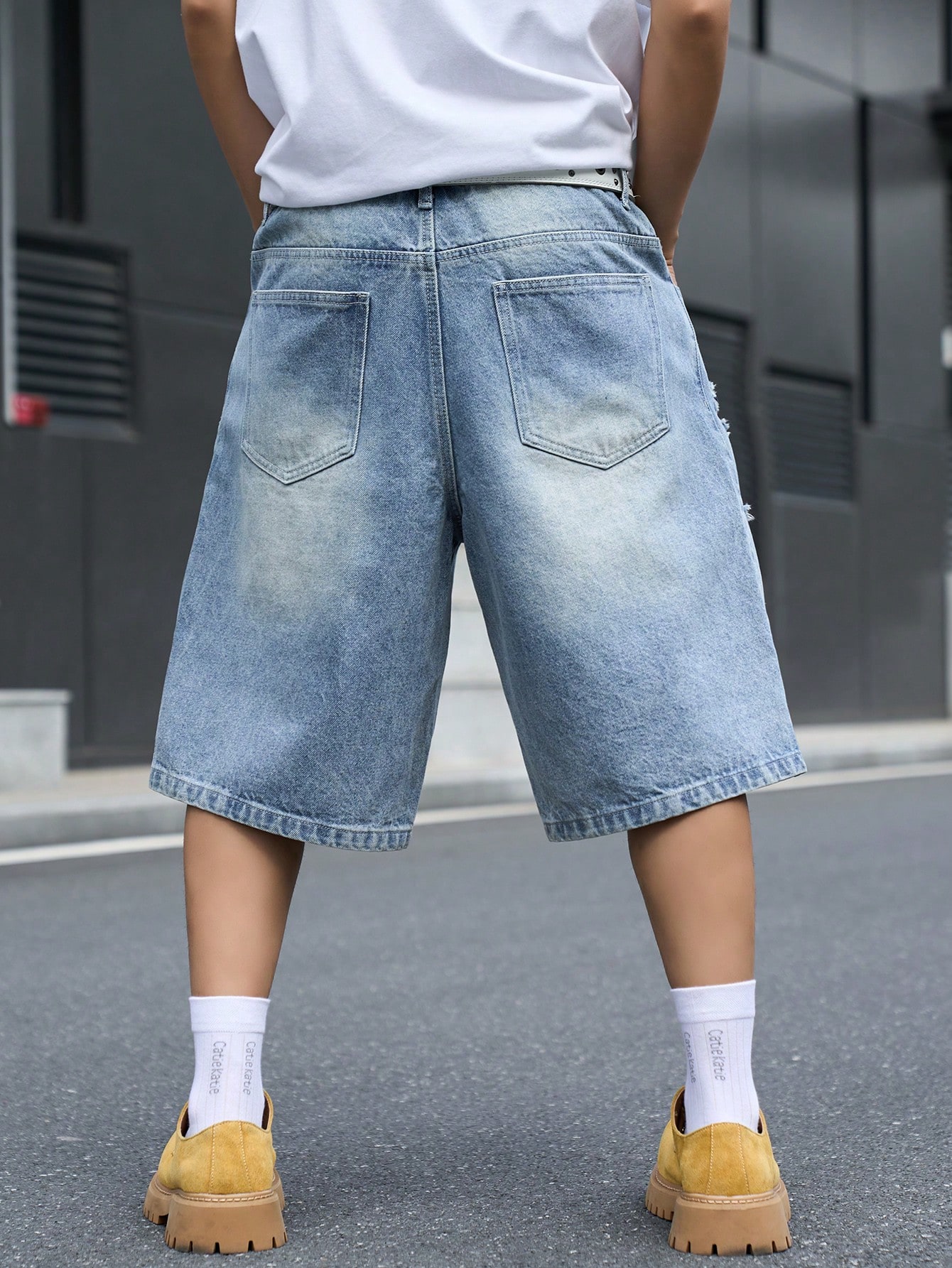 Men's Loose Fit Denim Bermuda  - огляд і ціна Street Fashion Jeans